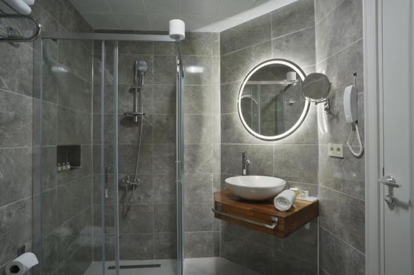 baga-king-suite8-178134445026_20260613125409.jpeg