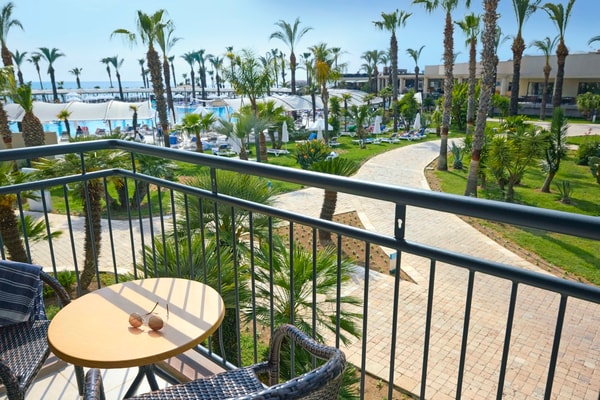 tui-blue-palm-garden-hotel-junior-suite-2-175492388841_20250811175153.jpeg